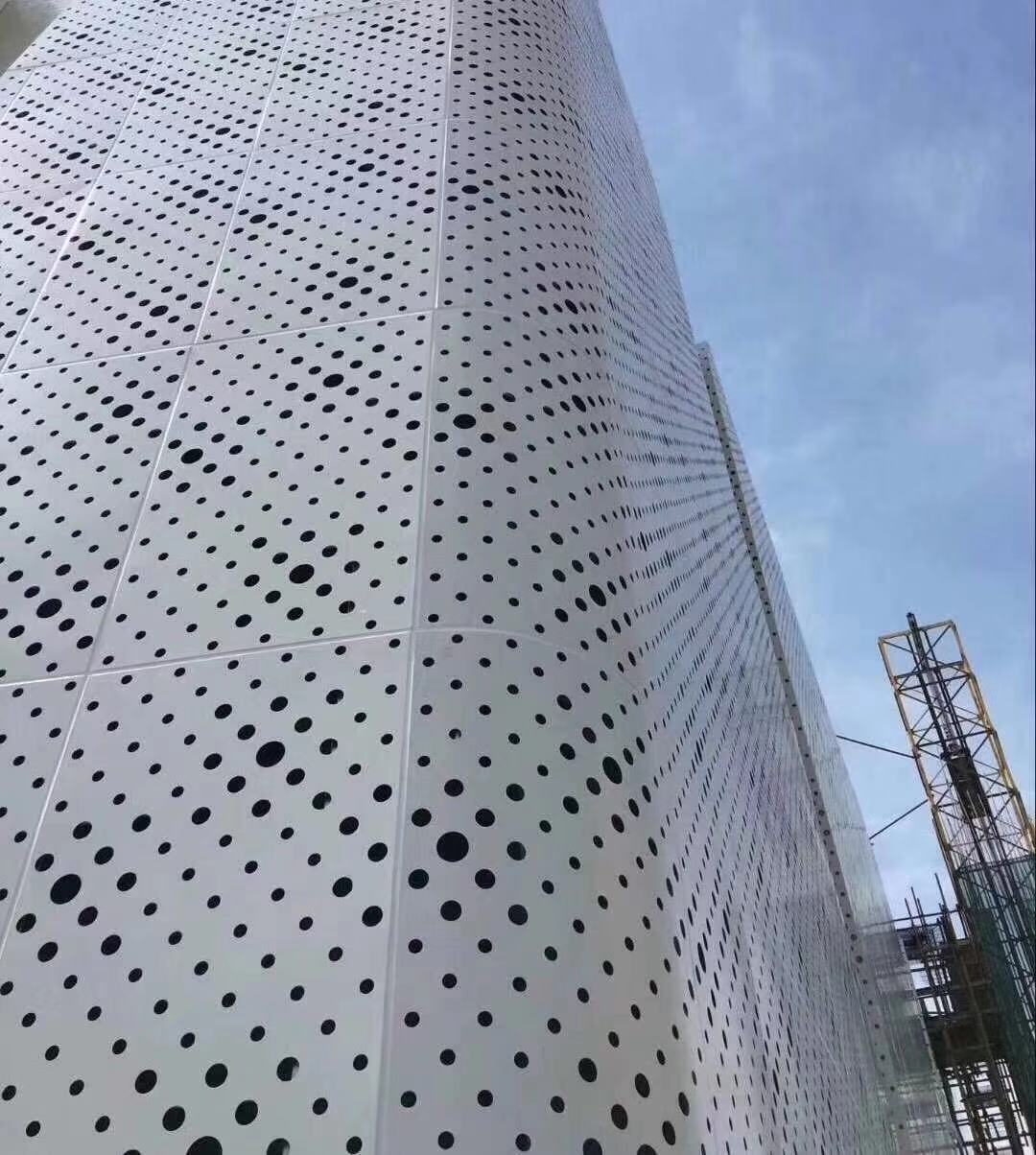 漸變孔幕墻鋁單板