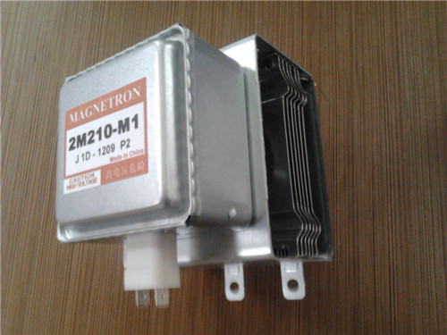 2m210側