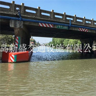 青島新盛加工橋梁復合材料防撞墩